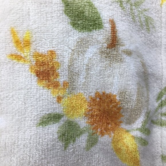 Cynthia Rowley Pumpkin Sunflower Throw Blanket Micro Fleece Thanksgiving Decor - Picture 7 of 12